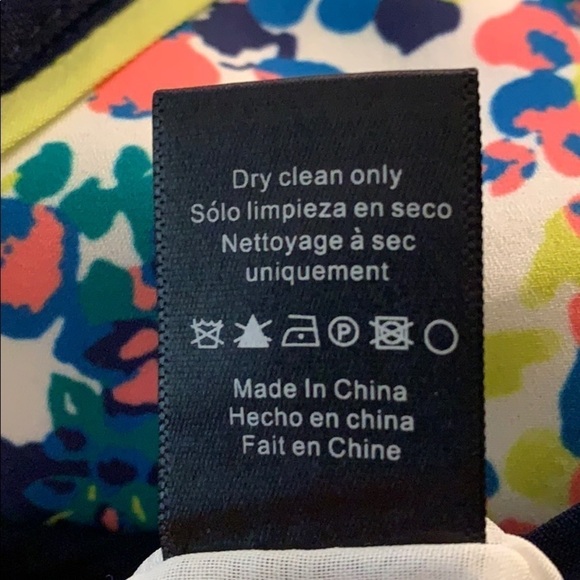 Adelyn Rae Anthropologie V-Neck Floral Romper Women’s Size Small - Picture 9 of 10